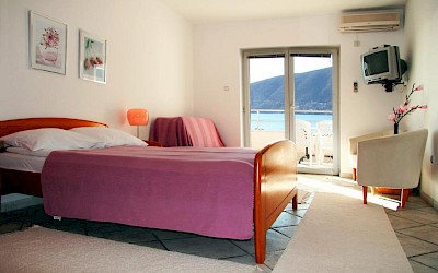 Apartment for 2-3 Persons with Sea View